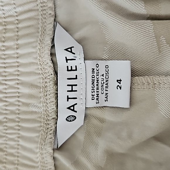 NWT Athleta Brooklyn Camo Joggers size 24 - Picture 9 of 13